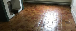 Tomettes en terre cuite - Décapage et traitements