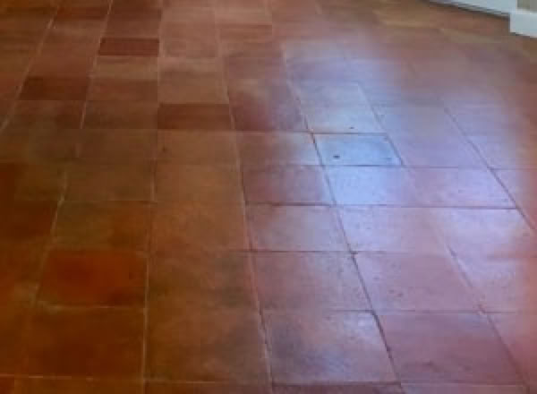 Decapez vos tomettes en terre cuite