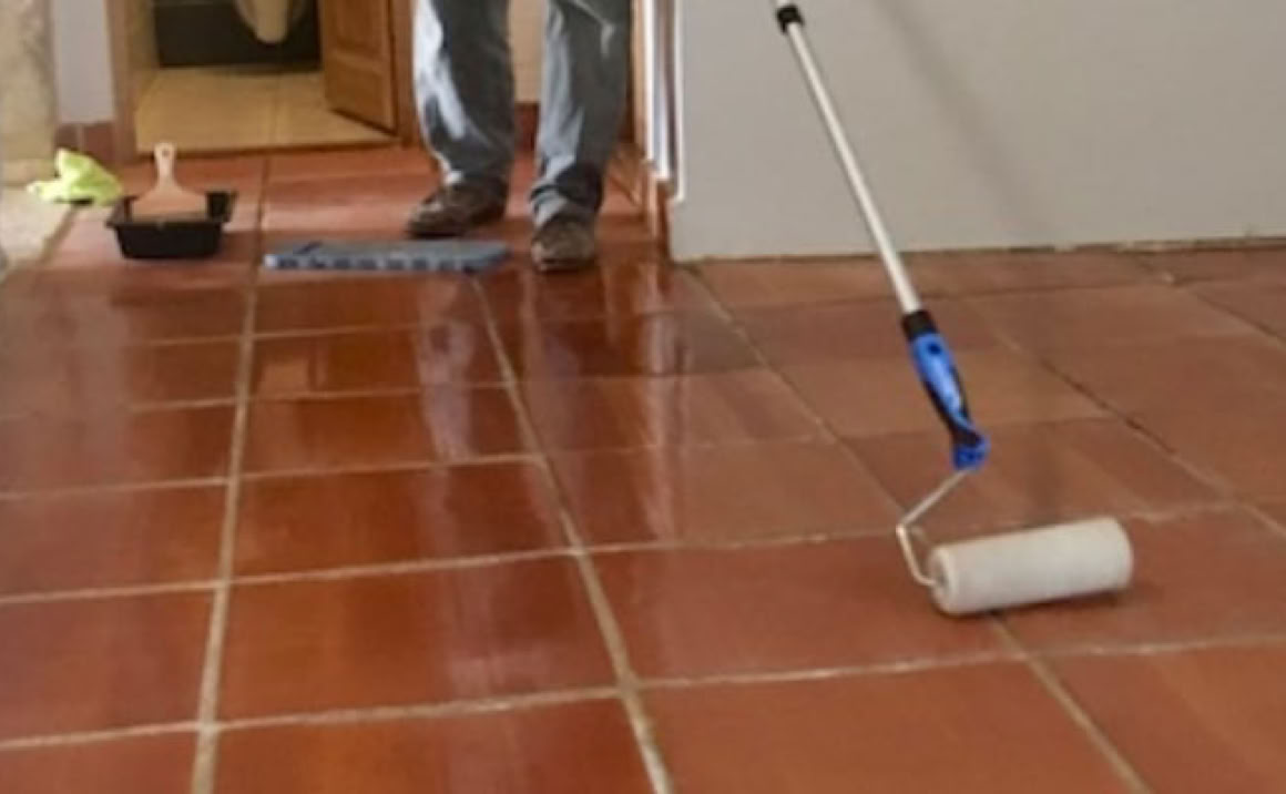 Décapage de tomettes en terre cuite à Lyon