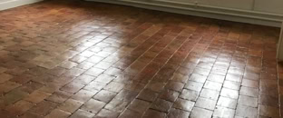 Décapage de tomettes en terre cuite à Lyon