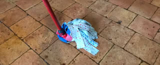 Tomettes en terre cuite - Décapage et traitements