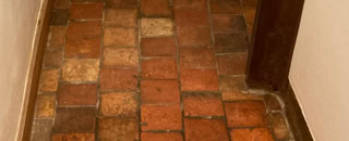 Tomettes en terre cuite - Décapage et traitements