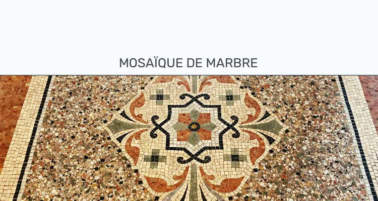 Poncer et traiter mosaique de marbre 