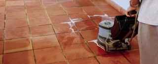 Tomettes en terre cuite - Décapage et traitements