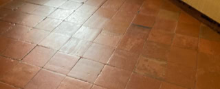 Tomettes en terre cuite - Décapage et traitements