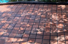 Décapage de tomettes en terre cuite à Lyon