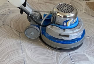 Services de ponçage et de cristallisation de marbre