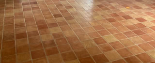 Décapage tomettes en terre cuite auvergne rhone alpes